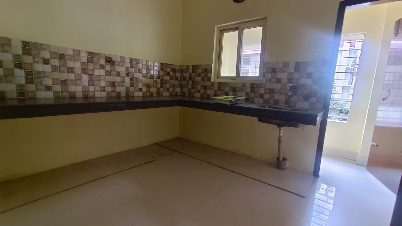 Unfurnished 3bhk in Beltola, Ajanta Path, Survey, Guwahati, Assam, India for Rent